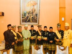 Pj Bupati Batubara Hadiri Anugerah Adat Melayu Bupati dan Wabup Siak