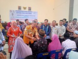 Pj Bupati Deliserdang Salurkan Baznas Kepada Para Mustahik