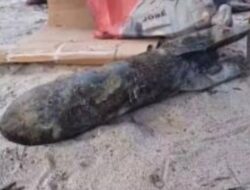 Pencari Botot Temukan Benda Berbentuk Mortir di Batubara