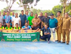 Turnamen Bola Voli Perebutkan Piala Bergilir Camat Sunggal