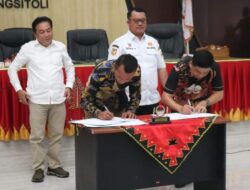 Wali Kota Gunungsitoli Sampaikan Pendapat Akhir Atas Ranperda Pengelolaan Keuangan Daerah