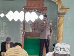 Kapolsek Sunggal Sampaikan Pesan Kamtibmas Usai Sholat Jumat