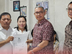 Pemkab Nias Melayat Meninggalnya Ibunda Ketua DPRD