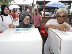 Wali Kota Siantar Dan Ketua Dekranasda Berikan Hak Suara Di Pilkada 2024