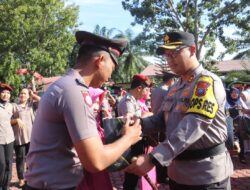 Awali Tahun 2025, 21 PAMA Dan 39 Bintara Polres Langkat Naik Pangkat