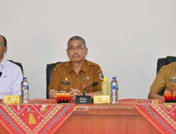 Taspen Serahkan JHT Dan Kematian Kepada ASN Pemkab Nias