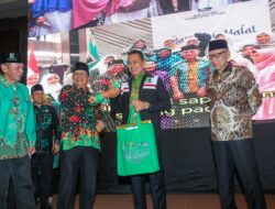 Ijeck Terima KAHMI Award dan Anggota Kehormatan Pada Peringatan Milad Ke-78 HMI