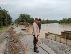 Jembatan Dan Jalan  Batang Serangan -Tangkahan Amblas