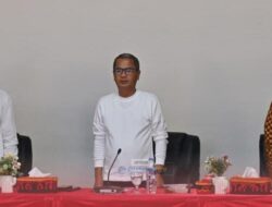 Bupati dan Wakil Bupati Pimpin Rapat Kerja Pemerintah Kab. Nias 2025