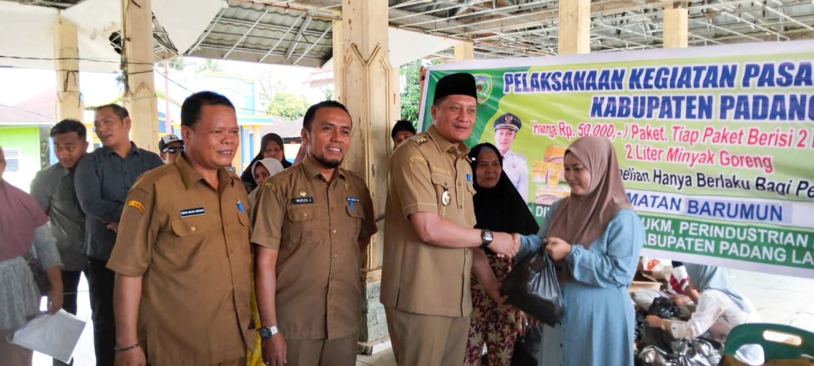 Pemkab Palas Gelar Pasar murah dalam rangka menstabilkan harga kebutuhan pokok di bulan Ramadhan.(Ist)