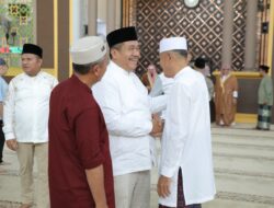 Bupati Dan Wabup Asahan Sholat Ied Di Masjid Agung Achmad Bakrie