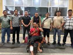 Pelaku Pencurian Pagar Rumah Ditembak