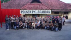 Kapolres Dan Ketua Bhayangkari Cabang Langkat  Kunker Di Dua Polsek