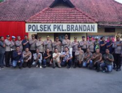 Kapolres Dan Ketua Bhayangkari Cabang Langkat  Kunker Di Dua Polsek