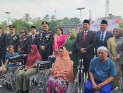 HUT Bhayangkara Ke 79, Polres Batubara Serahkan Kursi Roda