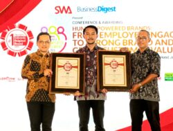 JNE Raih Dua Penghargaan Di Indonesia Original Brands Award 2025