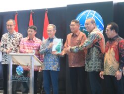 OJK Luncurkan Buku Perdagangan Karbon Bagi Sektor Jasa Keuangan