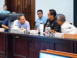 Respon Pengaduan Warga, Rico Waas Bangun Platform CRM Berteknologi AI