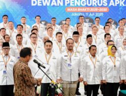 Mendagri Lantik Bupati Batubara Sebagai Waketum Koordinator Bidang Polkam Apkasi