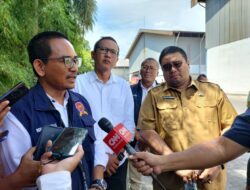 Diduga Oplos Beras, KPPU Bersama Disperindag Dan BULOG Sidak Perusahaan  Kemasan