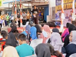 Rico Waas Jalan Santai Bersama Relawan