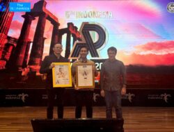 JNE Raih Dua Penghargaan Di Indonesia Public Relations Summit 2025