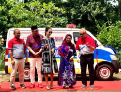JNE Dan TIKI Serahkan Bantuan Mobil Ambulans Untuk Kemanusiaan