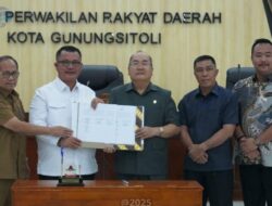 DPRD dan Pemko Gunungsitoli Tandatangani Kesepakatan Perubahan APBD 2025
