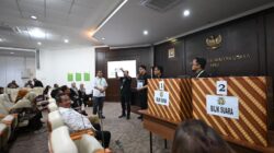 Teks foto: Suasana pemungutan suara dalam proses pemilihan calon rektor USU periode 2026-2031 yang dilakukan Senat Akademik, Kamis (25/9/2025).
