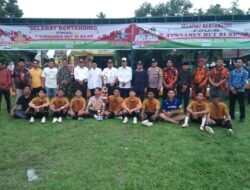 Bupati Paluta Tutup Turnamen Sepak Bola HUT RI Ke-80