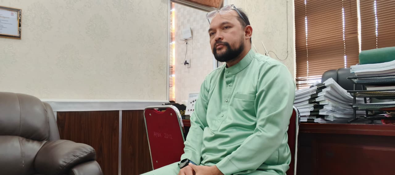 Teks foto : Direktur RSUD Muda Sedia. Dr. Andika Putra, SpPD-FINASIM, M.Hkes.