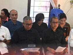 Pemkab Nias Melayat Temazaro Harefa, Mantan Wabup Nias