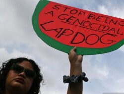 Protes Meletus di Amerika Latin, Israel Cegat Kapal Bantuan Gaza