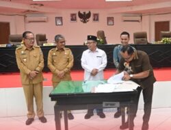 Bupati Hadiri Rapat Paripurna DPRD Nias Bahas Agenda Strategis Pembangunan