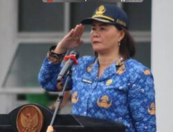 Pj. Sekda Nias Barat Pimpin Upacara Hari Guru Nasional 2025