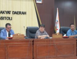 Wali Kota Gunungsitoli Hadiri Rapat Ranperda APBD 2026