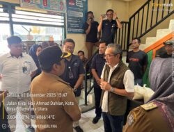 Direktur Keuangan Bulog Pantau Penyaluran Beras Bencana Alam Sumut