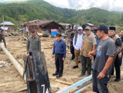 ‎Menko PM RI Dan Anggota DPR RI Tinjau Korban Bencana Gayo Lues