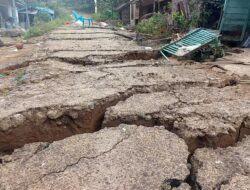186 KK Warga Desa Tandihat, Tapsel Terpaksa Mengungsi Akibat Tanah Bergerak