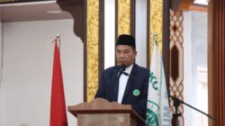 Teks foto : Prof.DR.H.M Jamil MA ketika membuka Rakder MUI Binjai. ( Berita Sore/ Riswan Rika)