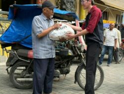 Artha Graha Peduli Gelar Pasar Murah.