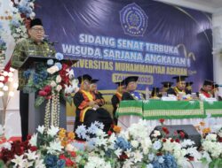 Sekda Asahan Hadiri Wisuda Perdana Sarjana UMMAS Tahun 2025
