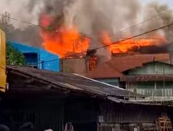 “Sijago Merah” Lalap 7 Unit Rumah Di Padangsidimpuan
