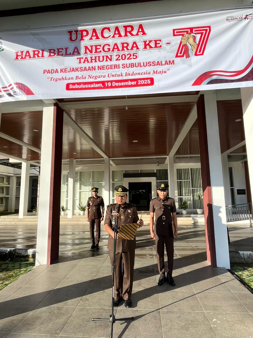 KASI Intelijen Kejari Subulussalam, Delfiandi, SH, MH inspektur upacara Upacara Peringatan ke-77 HBN 2025. (Ist)