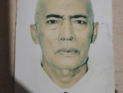 Menyebrangi Sungai Pakai Galon Air Mineral, Warga Kute Lawe Aunan Diduga Hanyut