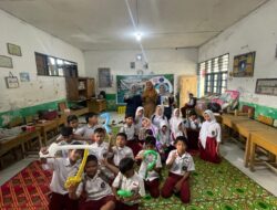 Dosen UMA Berikan Pembelajaran Aktif Di Sekolah Terdampak Banjir SDN 101729 Sunggal