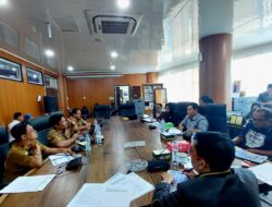 Lailatul Badri Desak  Seluruh Parit Bebas Sampah Dan Lumpur