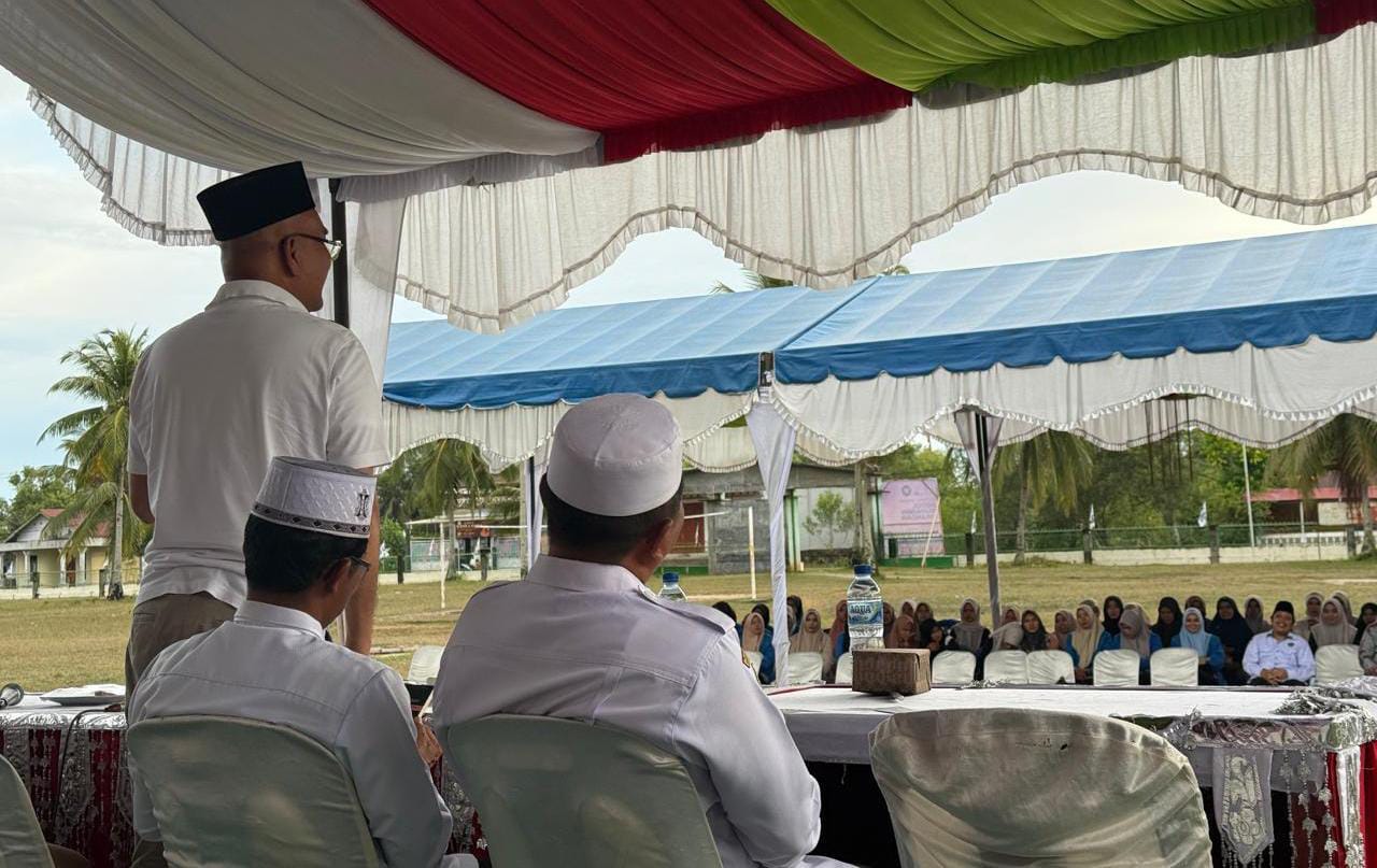 Keterangan Gambar: Ketua Komisi VIII DPR RI Marwan Dasopang sampaikan empat pilar kebangsaan dan perkuat Ukhuwah Islamiyah di MAN Insan Cendikia Kabupaten Tapanuli Selatan. (Berita/Ist)