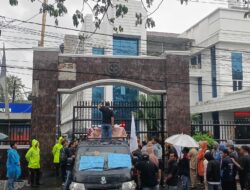 Aksi Mahasiswa Di Kejatisu Soroti Dugaan Masalah Dana KIP LLDikti Wilayah I