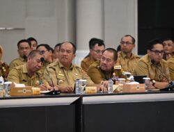 Mendagri Pimpin Rakor Percepatan Rehabilitasi dan Rekonstruksi Pascabencana 